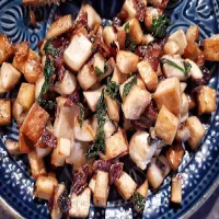 Wędzone tofu z pieczarkami