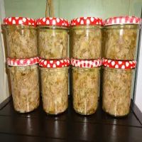 Salceson z golonki w słoiczkach.