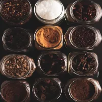 Dlaczego warto oznaczać przyprawy etykietami?