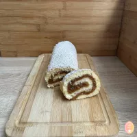 Rolada biszkoptowa z jabłkami