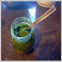 Pesto z czosnku niedźwiedziego