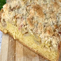 Szybki jabłecznik z kruszonką