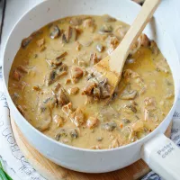 Gulasz wieprzowy z pieczarkami