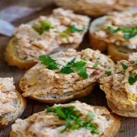 Pasta do chleba z kiełbasy