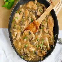 Kurczak z pieczarkami