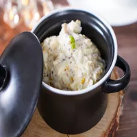 Śledzie w sosie musztardowym