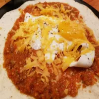 Tortilla z jajkiem i salsą