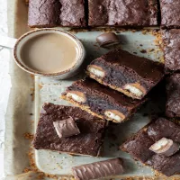Brownie batonikami Twix