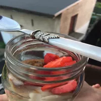 21. Pudding z tapioki z karmelizowanym rabarbarem i domową krówką