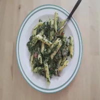 Makaron ze szpinakiem i gorgonzolą