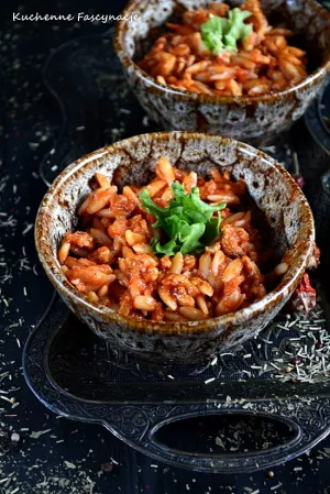 Makaron orzo po bolońsku