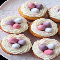 Wielkanocne Babeczki z Jajeczkami