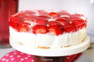 Efektowne ciasta bez pieczenia (10 przepisów)
