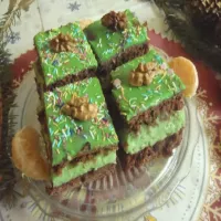 Świąteczny piernik w kolorze choinki