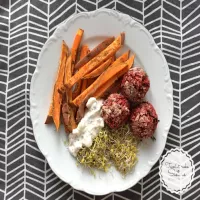 Klopsiki z buraka i kaszy kuskus