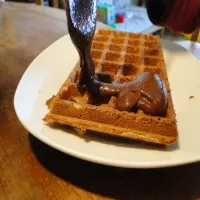 Piernikowa czekolada na bazie daktyli