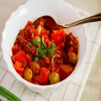 Ośmiornica w pomidorach