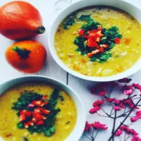 Wegańska zupa z żółtego groszku