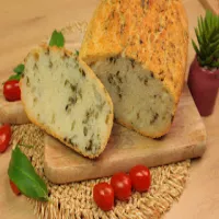 Aromatyczny DOMOWY CHLEB z czosnkiem niedźwiedzim i z chrupiącą skórką