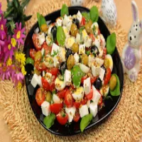 Lekka sałatka z jajeczkami przepiórczymi