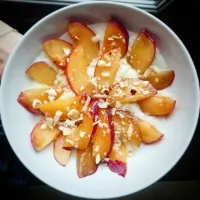 Jesienna jaglanka śliwkowo-orzechowa