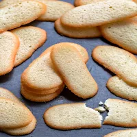 Kocie języczki – ciasteczka na białkach (4 składniki)