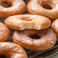 Puszyste donuty (6 składników)