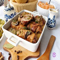 Tradycyjne zrazy z karkówki z leśnymi grzybami