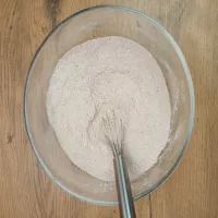 Czerwone ciasto Velvet – wilgotny przepis krok po kroku