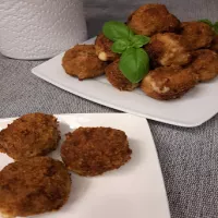 Kotleciki mielone z nadzieniem serowym