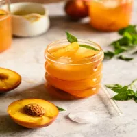 Brzoskwiniowa iced tea – herbata mrożona