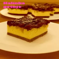 Sernik królewski z brzoskwiniami – sprawdzony przepis