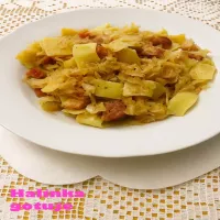 Łazanki z kiszoną kapustą – szybki i bardzo smaczny obiad