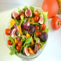 JESIENNA SAŁATKA Z DYNIĄ, FIGĄ I WINOGRONEM