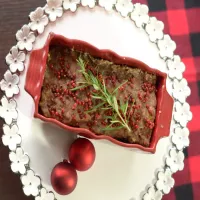 PIECZEŃ Z CZERWONYM PIEPRZEM