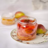 KOMPOT Z GRUSZEK I ŚLIWEK