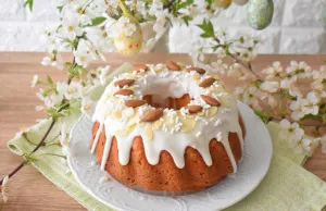 Babka Colomba z migdałowym lukrem