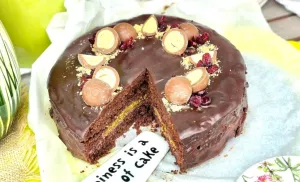 Tort czekoladowo-migdałowy