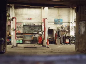 Regeneracja maglownicy czy wymiana na nową – co naprawdę się bardziej opłaca kierowcy