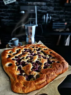 Schiacciata all’uva – historia Toskanii zapisana w smaku winogron