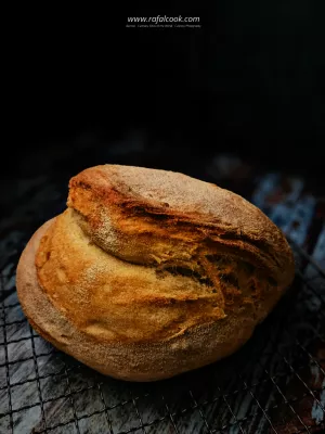Pane di Altamura z prosciutto i stracciatellą