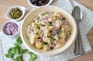 Sałatka ziemniaczana z salsa tonnata