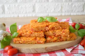 Focaccia z pomidorami bez wyrabiania – „Sa Costedda” z Sardynii