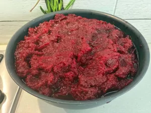 „BURACZKI DO SŁOIKÓW – tarte na drobnej tarce, pyszne przez całą zimę!”