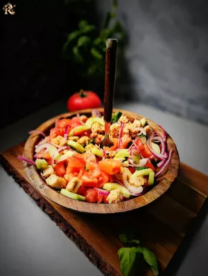Panzanella z grzankami Mamut i oliwą ILUVIA | Toskańska sałatka