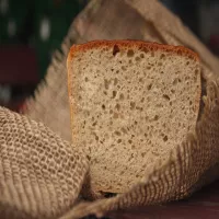 Kaszubski chleb na podmłodzie