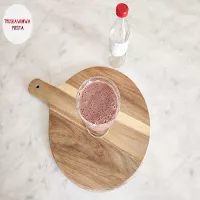 Galaretka z soku z owoców czarnego bzu, banana i nasion chia