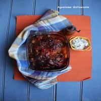 Karkówka zapiekana z pieczarkami z sosem majonezowo-ketchupowym :)