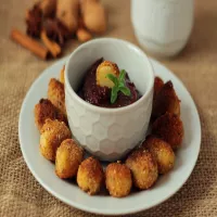 Gnocchi w orzechowej panierce z powidłami