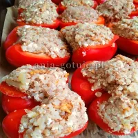 Papryka faszerowana kaszą gryczaną